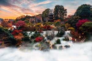 ホテル椿山荘東京　紅葉と雲海の庭園